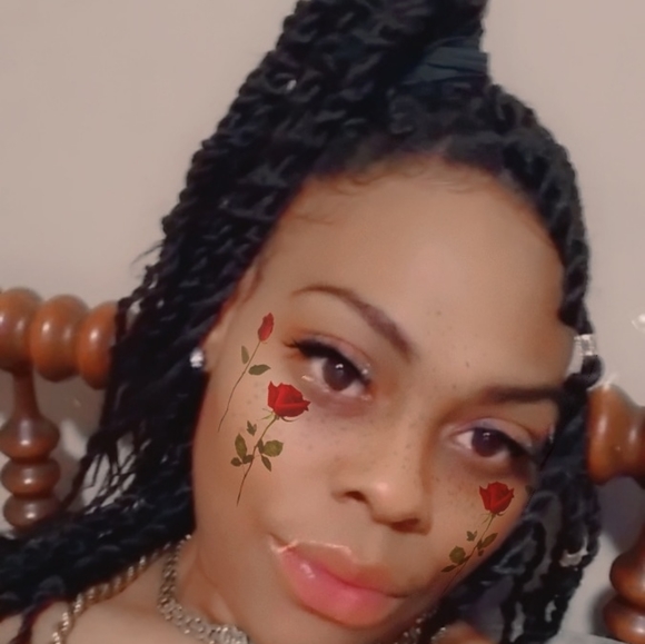 Twist - Picture 2 of 2